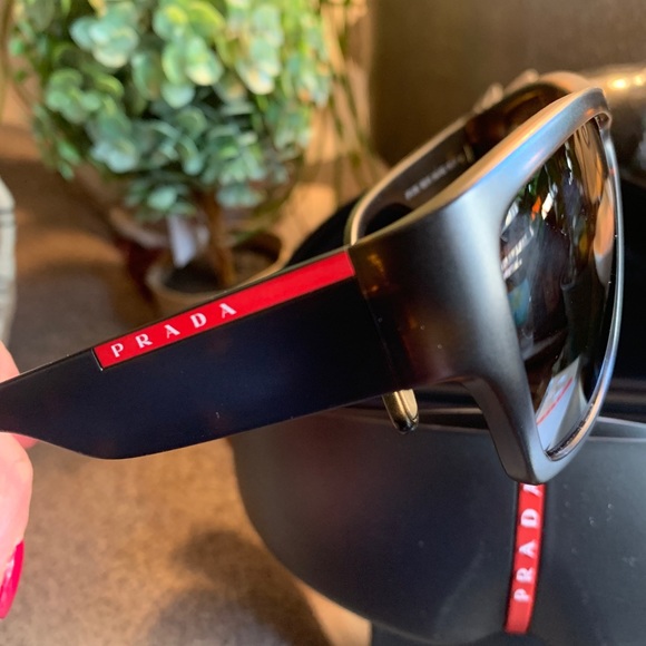Authentic PRADA Linea Rossa 59 Square Polarized logo sunglasses - Picture 11 of 16